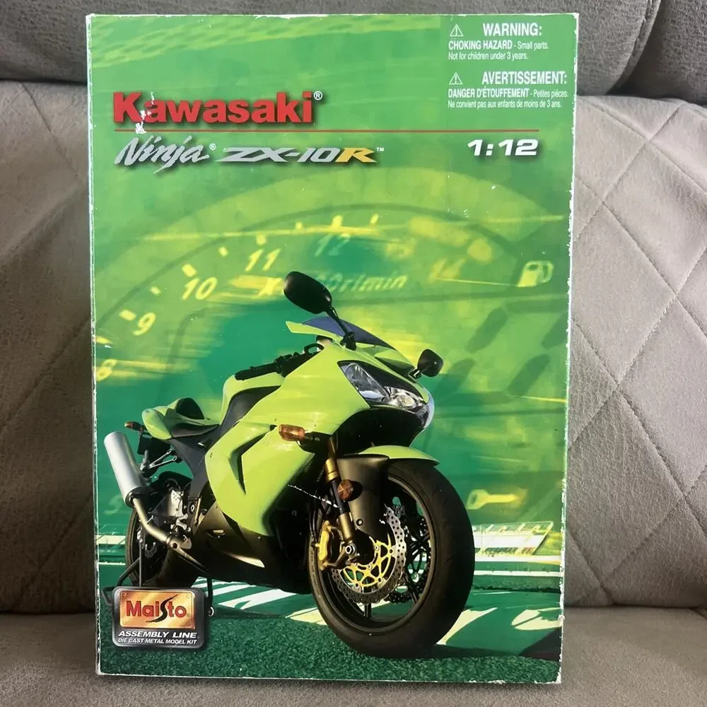 MAISTO 2005 KAWASAKI NINJA ZX-10R Black 1/12 :DIECAST KIT #39055